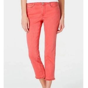 J. Jill Authentic Fit Frayed-Hem Cropped Jeans in Light Hibiscus